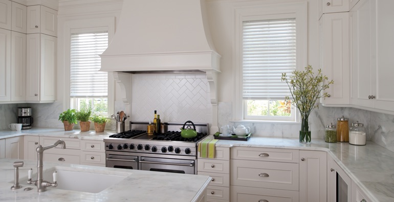 Riverside kitchen white blinds