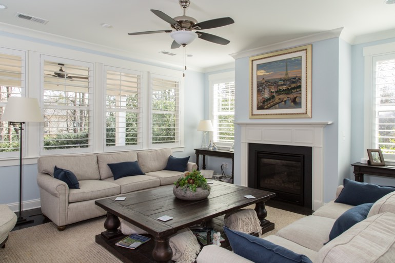 Riverside home design windows